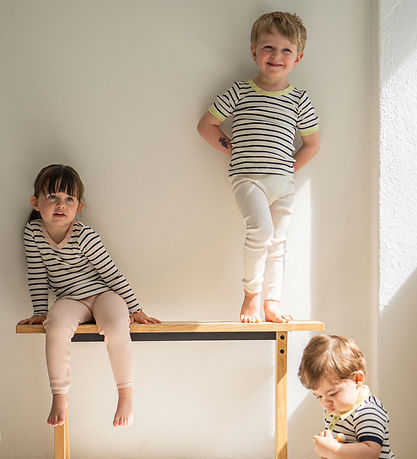 Minimalisma Bluse - Rib - Silke/Bomuld - Bardot - Sailor Minimalisma Bluse - Rib - Silke/Bomuld - Bardot - Sailor