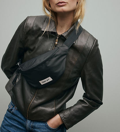 DAY ET Bæltetaske - Gweneth RE-S Bum - Sort