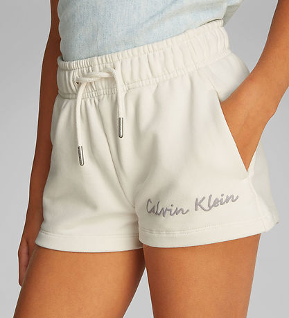 Calvin Klein Shorts - Script Logo - Tofu White