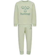 Hummel Sæt - hmlArine Crewsuit - Fog Green Hummel Sæt - hmlArine Crewsuit - Fog Green
