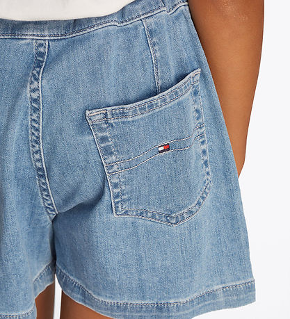 Tommy Hilfiger Shorts - Denim - Wide - Drapey Denim Tommy Hilfiger Shorts - Denim - Wide - Drapey Denim