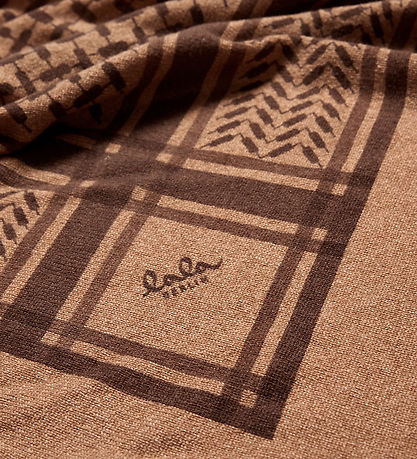Lala Berlin Tørklæde - Triangle Trinity Classic M - Beige Lala Berlin Tørklæde - Triangle Trinity Classic M - Beige