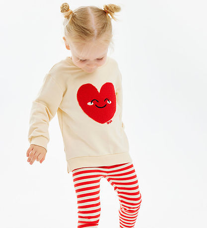 The New Siblings Sweatshirt - TnstNanett - White Swan The New Siblings Sweatshirt - TnstNanett - White Swan