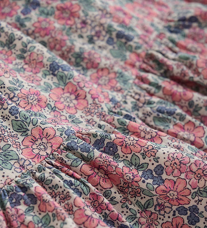 En Fant Nederdel - Eggnog En Fant Nederdel - Eggnog