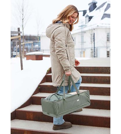 Voksi Babylift - Carry Me - Meadow Green Cream Voksi Babylift - Carry Me - Meadow Green Cream