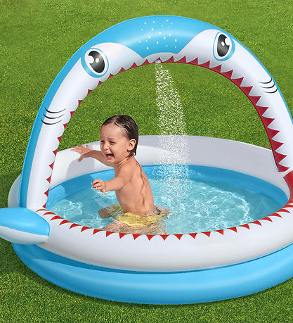 Bestway Badebassin m. Sprinkler - 163 x 127 cm - Sharktastic  Bestway Badebassin m. Sprinkler - 163 x 127 cm - Sharktastic