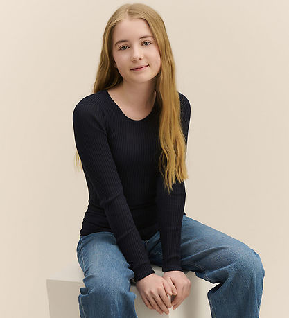 Rosemunde Bluse - Rib - Baku - Sort Rosemunde Bluse - Rib - Baku - Sort
