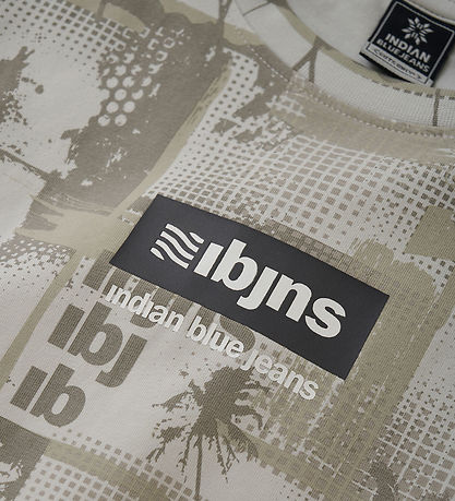 Indian Blue Jeans T-Shirt - Dawm Blue