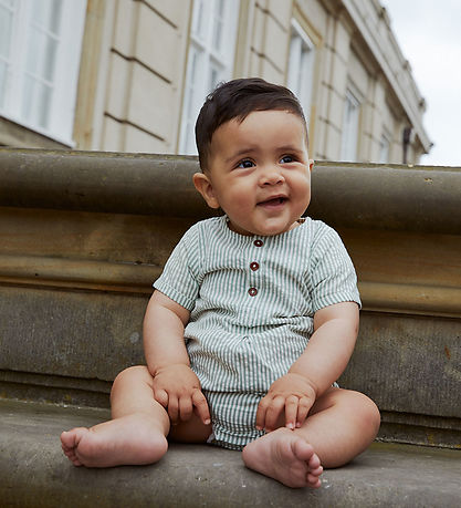 Copenhagen Colors Sommerdragt - Green W. Cream Stripe Copenhagen Colors Sommerdragt - Green W. Cream Stripe