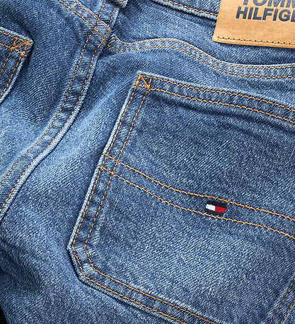 Tommy Hilfiger Jeans - Skater Relaxed Fit - Denim Mid Blue