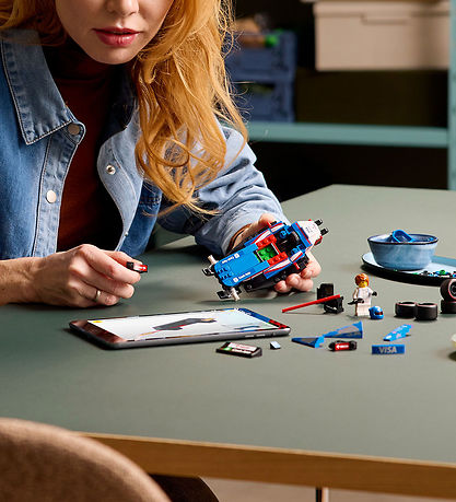 LEGO® Speed Champions - Visa Cash App RB VCA... 77246 - 248 Dele