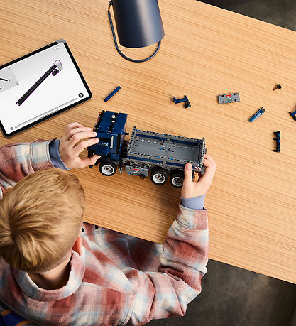 LEGO® Technic - Lastbil Med Tip 42203 - 462 Dele LEGO® Technic - Lastbil Med Tip 42203 - 462 Dele