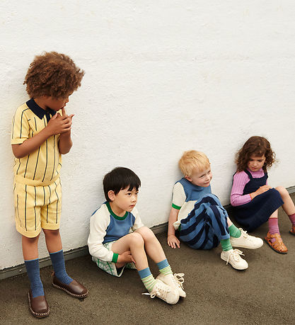 FUB Shorts - Strik - Vanilla/Dark Navy FUB Shorts - Strik - Vanilla/Dark Navy