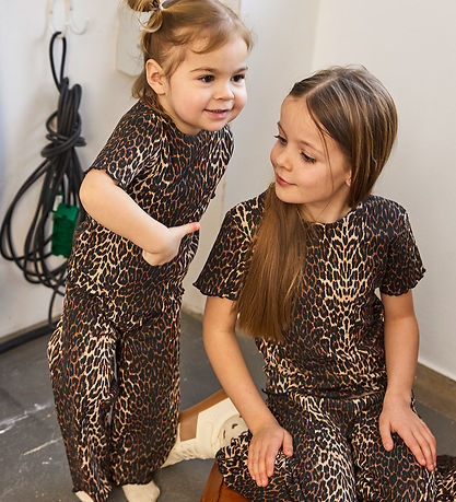 The New T-shirt - Rib - TnEllen - Oxford Tan AOP The New T-shirt - Rib - TnEllen - Oxford Tan AOP