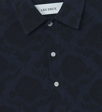 Les Deux Skjorte - Lesley Flower Tile - Navy/Dark Navy Les Deux Skjorte - Lesley Flower Tile - Navy/Dark Navy
