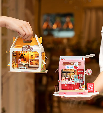 Rolife Miniature-diorama - DIY - Teddy's Breadbox DS033 - 67 Del Rolife Miniature-diorama - DIY - Teddy's Breadbox DS033 - 67 Del