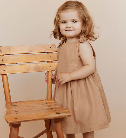 Sofie Schnoor Kjole - Bomuld/Hør - Gladysb - Soft Brown Sofie Schnoor Kjole - Bomuld/Hør - Gladysb - Soft Brown