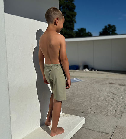 Petit Crabe Badeshorts - Alex - UV50+ - Olive Petit Crabe Badeshorts - Alex - UV50+ - Olive