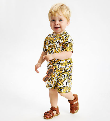 The New Siblings T-shirt - TnstOscar - White Swan AOP