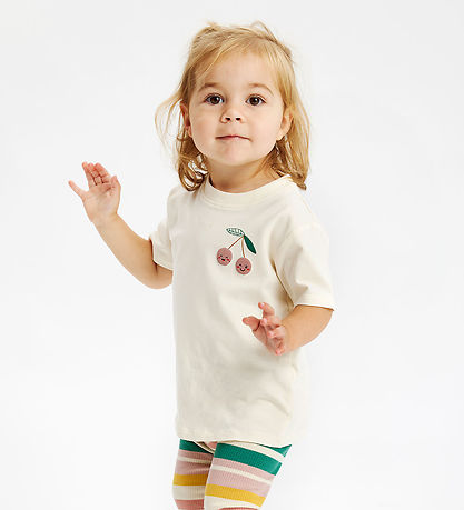 The New Siblings T-shirt - TnstOrilla - White Swan The New Siblings T-shirt - TnstOrilla - White Swan