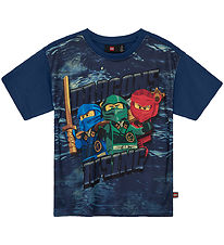 LEGO® Ninjago T-shirt - LWTaffy 302 - Mørkeblå m. Print LEGO® Ninjago T-shirt - LWTaffy 302 - Mørkeblå m. Print