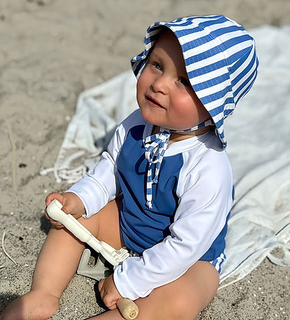 Petit Crabe Badehat - Frey - UV50+ - Vertical Stripes Petit Crabe Badehat - Frey - UV50+ - Vertical Stripes