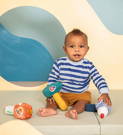 Lilliputiens Hammer Rangle - Léon le Pindhunden Lilliputiens Hammer Rangle - Léon le Pindhunden