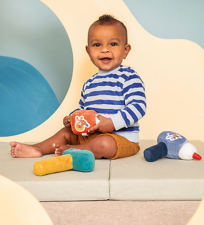 Lilliputiens Hammer Rangle - Léon le Pindhunden Lilliputiens Hammer Rangle - Léon le Pindhunden