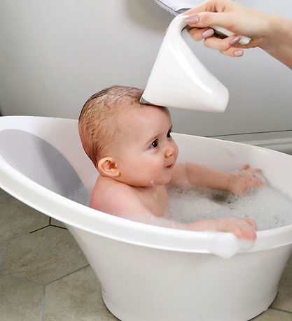 SHNUGGLE Badetilbehør - Skylle-kande - Hvid SHNUGGLE Badetilbehør - Skylle-kande - Hvid