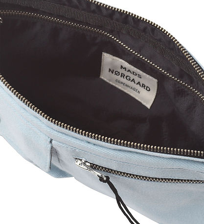 Mads Nørgaard Skuldertaske - Recycled Boutique Carni - Ballad Bl Mads Nørgaard Skuldertaske - Recycled Boutique Carni - Ballad Bl