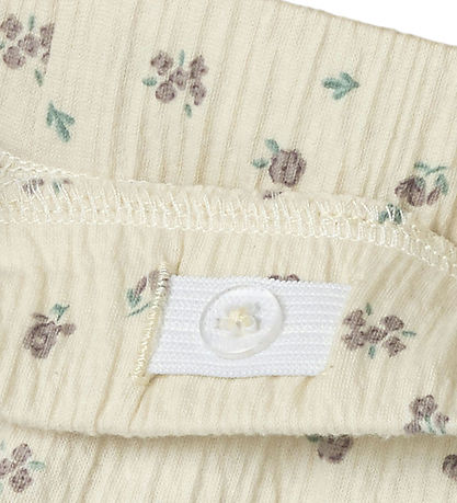 Name It Shorts - NmfJannis - Bleached Sand m. Blomster Name It Shorts - NmfJannis - Bleached Sand m. Blomster