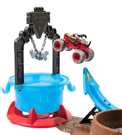 Monster Jam Mud Blasters Dunk Tank Playset Monster Jam Mud Blasters Dunk Tank Playset