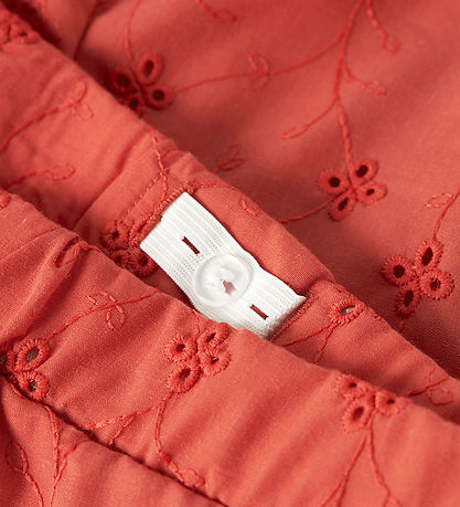 Name It Shorts - NmfVioleta - Spiced Coral m. Broderi Anglaise