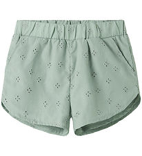 Name It Shorts - NmfVioleta - Aqua Gray m. Broderi Anglaise Name It Shorts - NmfVioleta - Aqua Gray m. Broderi Anglaise