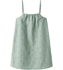 Name It Kjole - NmfVioleta - Aqua Gray m. Broderi Anglaise Name It Kjole - NmfVioleta - Aqua Gray m. Broderi Anglaise