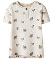 Lil Atelier T-shirt - NmmGayo - Coconut Milk/Frog Lil Atelier T-shirt - NmmGayo - Coconut Milk/Frog