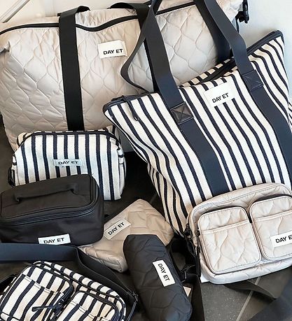 DAY ET Weekend Bag - Gweneth RE-Q Dash Weekend M - Chateau Gray