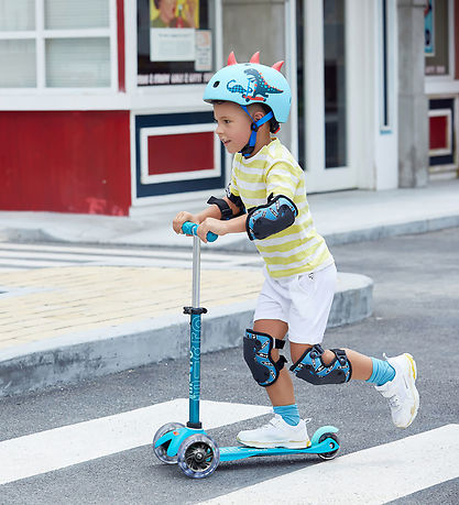 Micro Hjelm - 3D - Scootersaurus