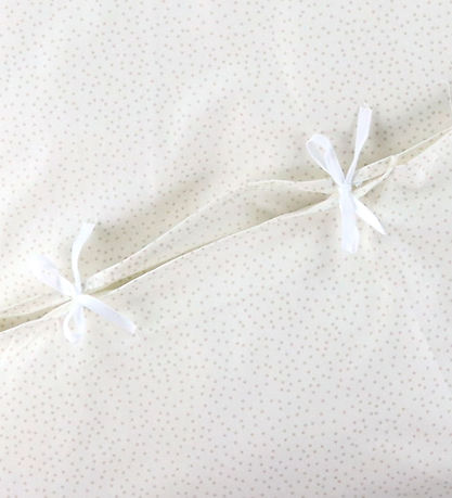 Nørgaard Madsens Sengetøj - Junior - Off White m. Beige Prikker Nørgaard Madsens Sengetøj - Junior - Off White m. Beige Prikker