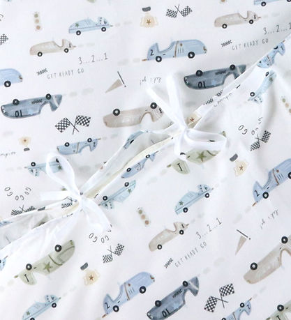 Nørgaard Madsens Sengetøj - Voksen - Hvid m. Gamle Biler Nørgaard Madsens Sengetøj - Voksen - Hvid m. Gamle Biler