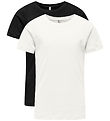 Kids Only T-shirt - 2-Pak - Kognew - Cloud Dancer/Black Kids Only T-shirt - 2-Pak - Kognew - Cloud Dancer/Black