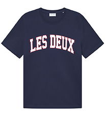Les Deux T-shirt - Aidan - Dark Navy Blue m. Logo Les Deux T-shirt - Aidan - Dark Navy Blue m. Logo