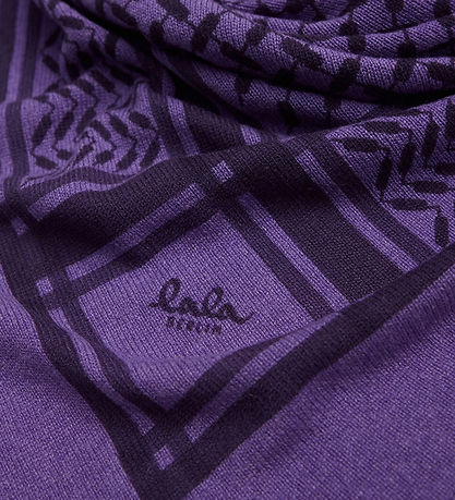 Lala Berlin Tørklæde - Triangle Trinity M - 162x85 - Iris Lala Berlin Tørklæde - Triangle Trinity M - 162x85 - Iris