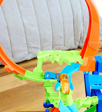 Hot Wheels Bilbane - Stunt Tracks Mid-Air Crash