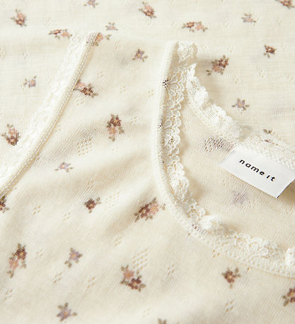 Name It Tanktop - Uld - NkfWang - Snow White/Small flowers Name It Tanktop - Uld - NkfWang - Snow White/Small flowers