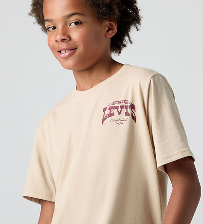 Levis T-shirt - Galloping Free - White Pepper w. Red