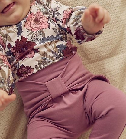 Müsli Body l/æ - Bliss - Nightingale/Root/Nostalgia Rose Müsli Body l/æ - Bliss - Nightingale/Root/Nostalgia Rose