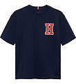 Tommy Hilfiger T-shirt - Varsity Front Back - Dark Night Navy m. Tommy Hilfiger T-shirt - Varsity Front Back - Dark Night Navy m.