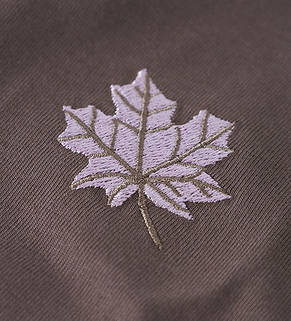 Name It T-shirt - NkfVita - Peppercorn/Maple Leaf Embroidery Name It T-shirt - NkfVita - Peppercorn/Maple Leaf Embroidery