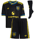 adidas Originals Football Clothing - Manchester United 25/26 3. 